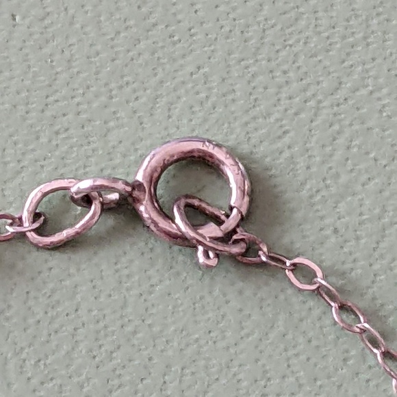 Sterling silver necklace with oxidized hammered oval pendant - Picture 5 of 7